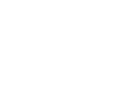 11月の展示会に向けて改装中
