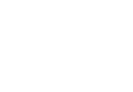 11月の展示会に向けて改装中